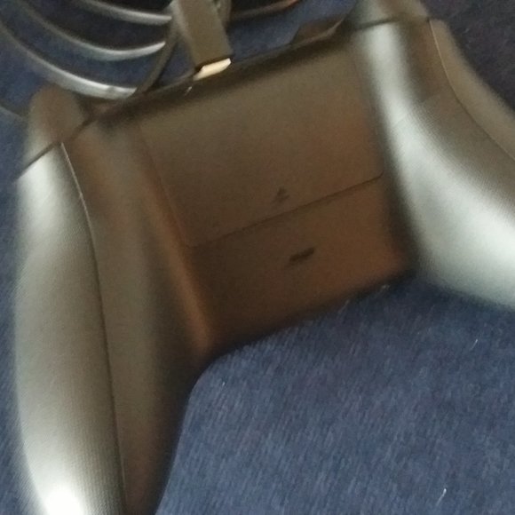 Microsoft Xbox Controller Carbon Black - Picture 3 of 4